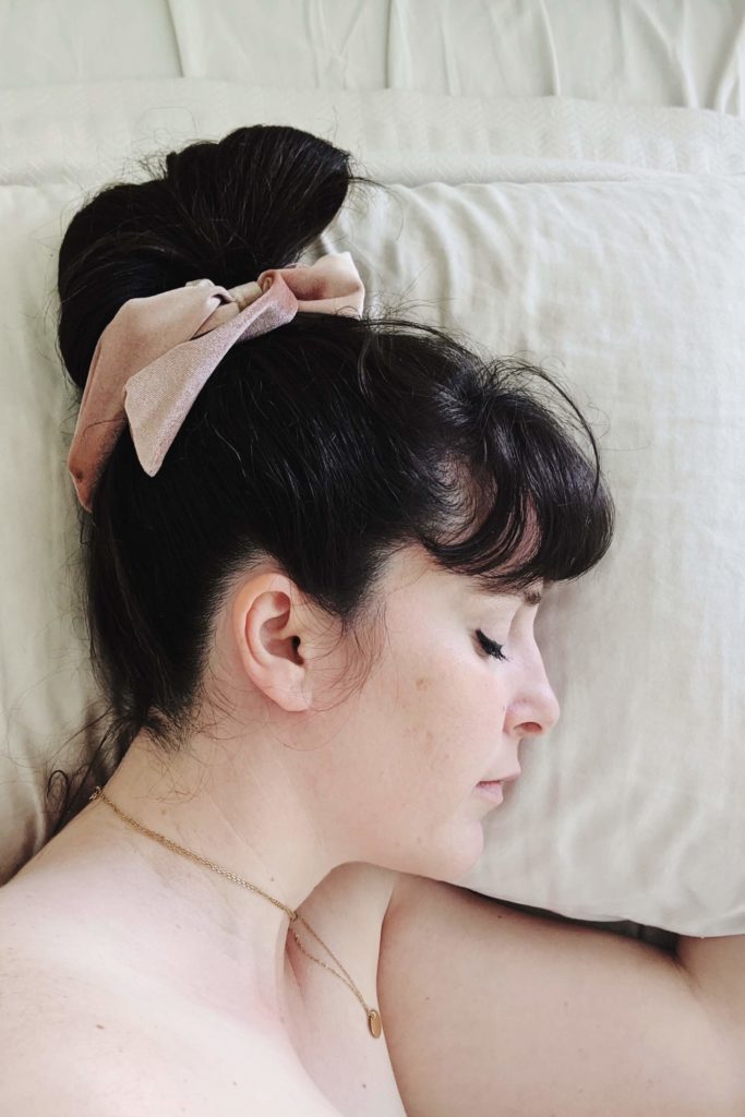Make a New Scrunchie One of Your First Bedsharing Tools